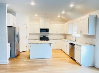 5805 SW Peaceful Ave, Bentonville, AR 72713