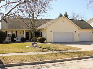 431 Mulberry Ln, Plymouth, WI 53073
