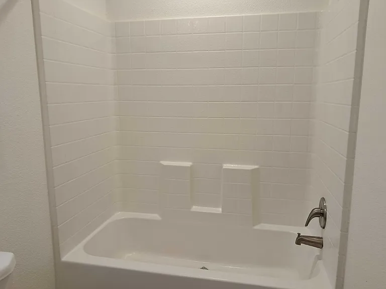 2701 E Allred Ave #81 — Photo 2