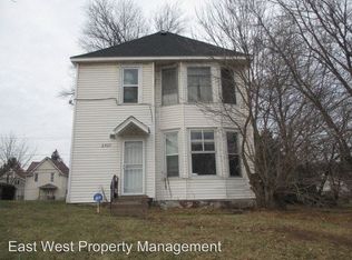 2507 W 1st St #2, Duluth, MN 55806