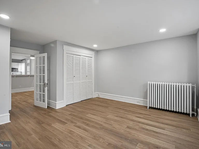 221 Kings Hwy E #B — Photo 11