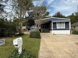 1326 Ridgewood Dr, Lillian, AL 36549