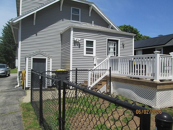 2nd image of 183 Compos St