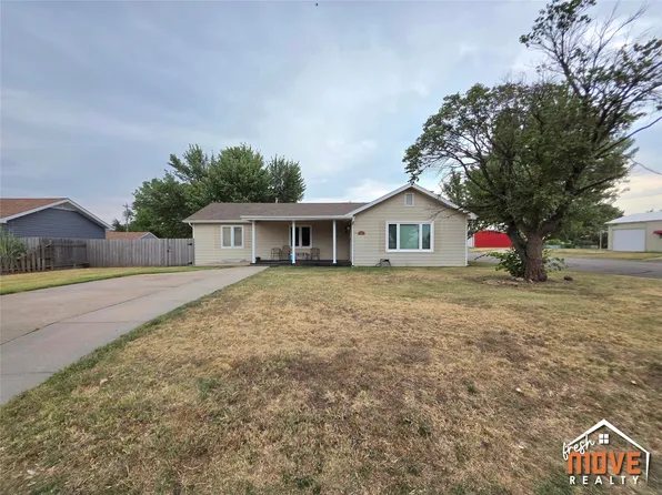 505 W Naughton St, Meade, KS 67864