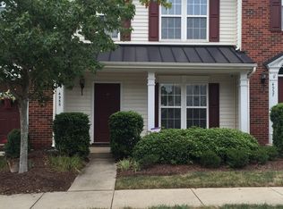 4955 Sunburst Ln, Charlotte, NC 28213