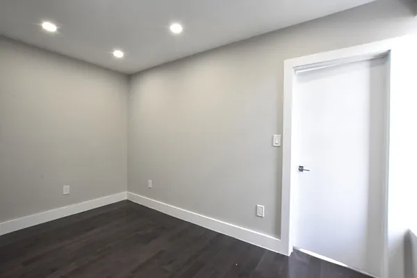 Rented by Clove Realty LLC | media 3