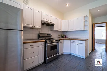 Rented by Warren T Real Estate Corp.