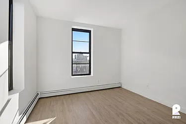 Rented by REZI