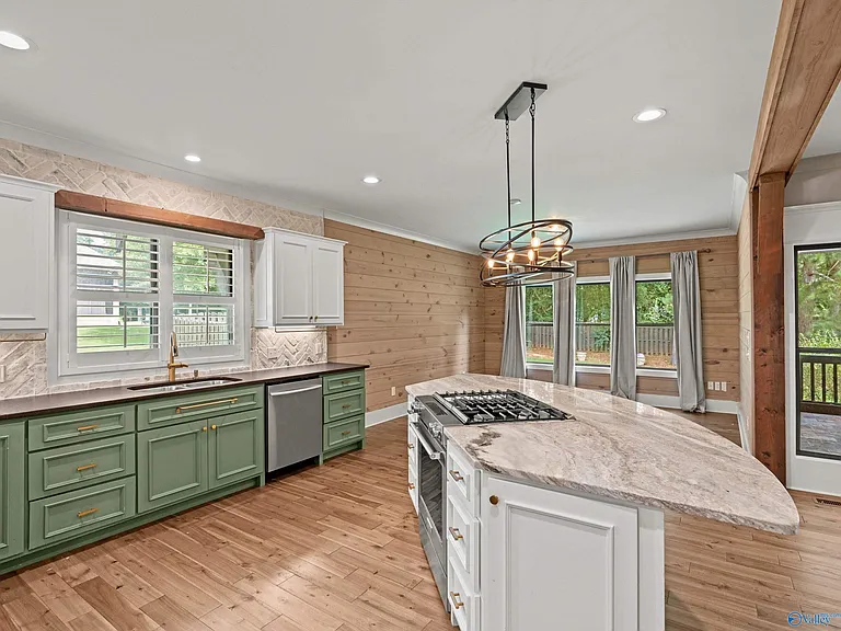180 Greystone Pass — Photo 15