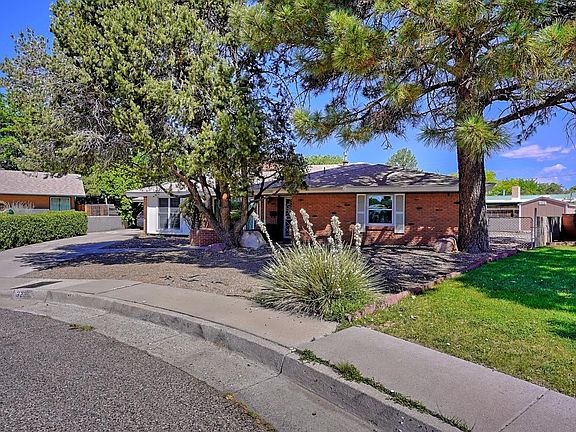 2nd image of 3235 Reina Ct NE