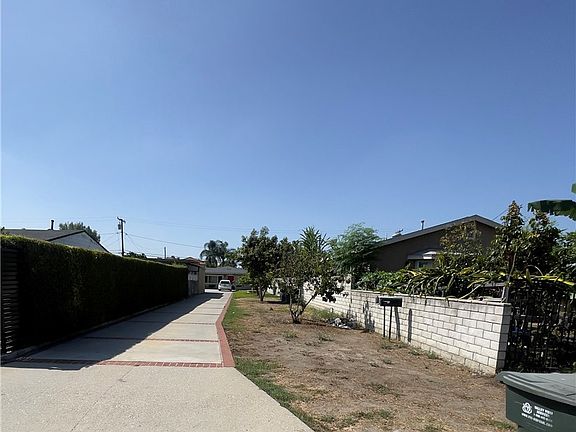 2nd image of 11672 Ranchito St