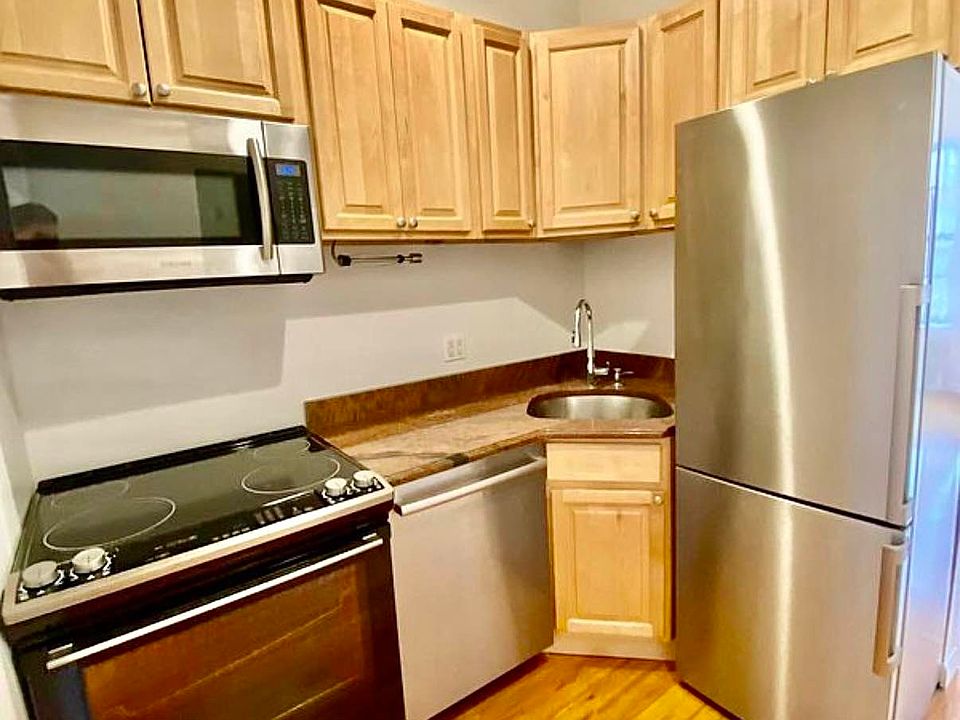1st image of 1498 3rd Ave APT 11