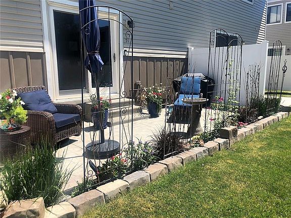 2nd image of 3285 Canyon Dr Unit 51