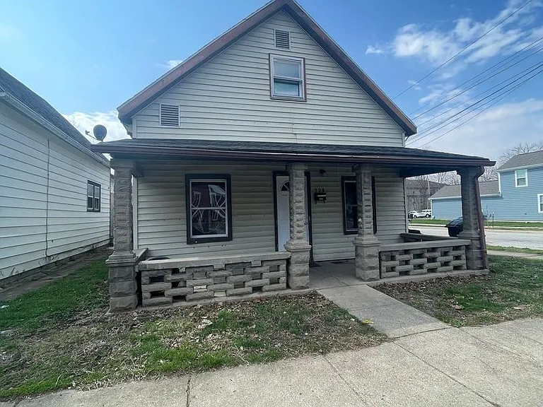 928 N 7th St — Photo 1