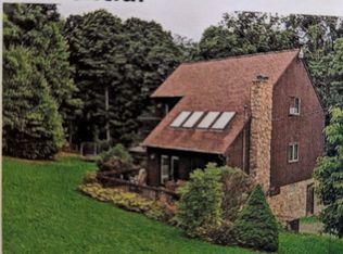 391 Maple Rd, Burgettstown, PA 15021