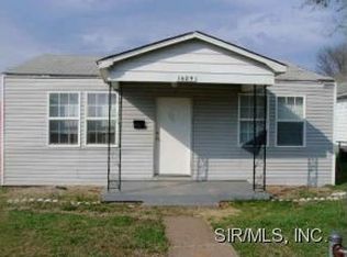 1629 Market St, Madison, IL 62060