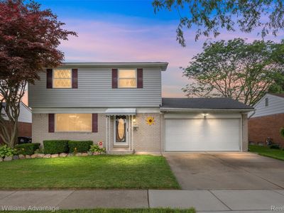9286 Dudley St, Taylor, MI, 48180