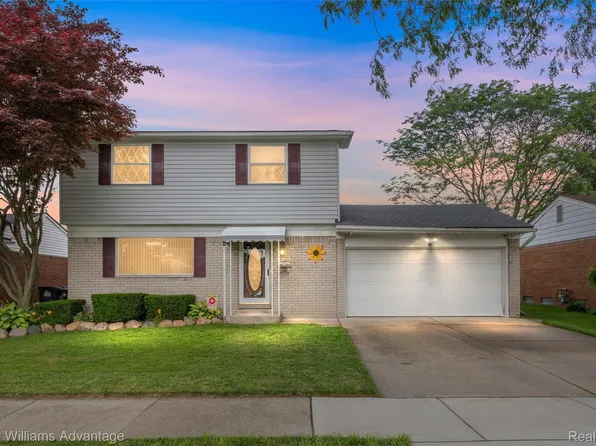 9286 Dudley St, Taylor, MI 48180