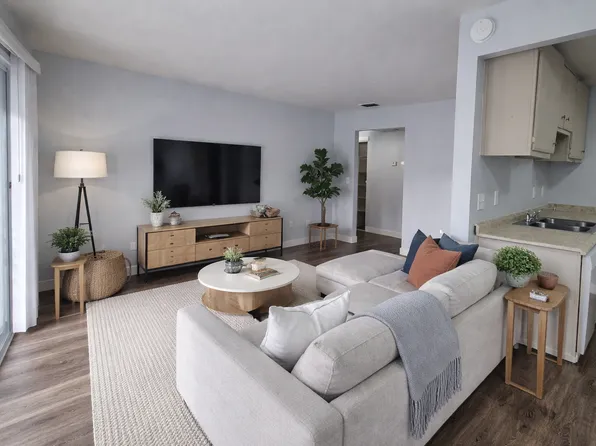 Glen Cole Apartments