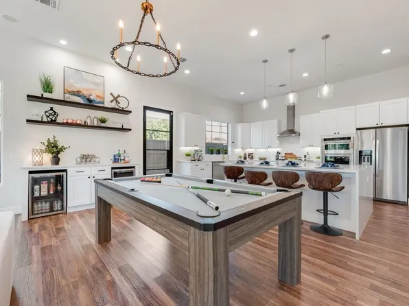 1802 Pueblo St, Dallas, TX 75212