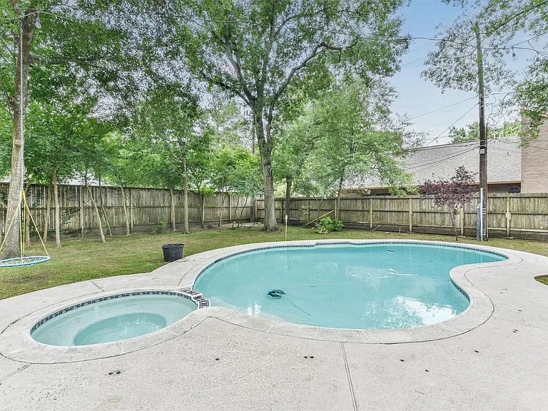 12431 Broken Bough Dr — Photo 40