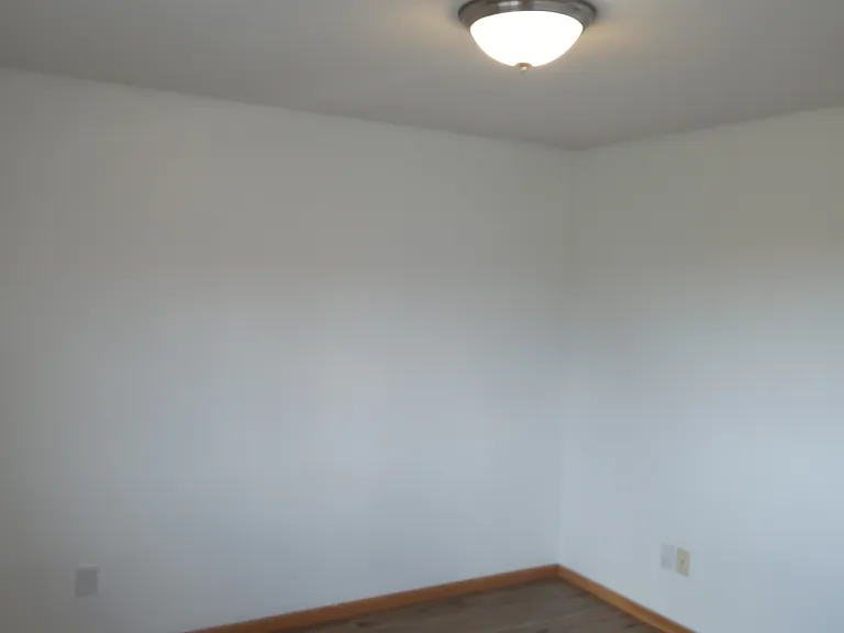 943 Serenity Cir — Photo 31