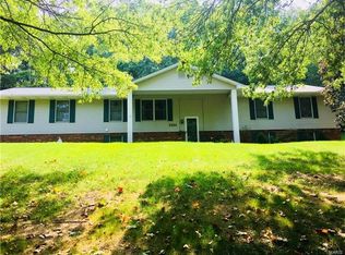 2504 Wild Valley Dr, High Ridge, MO 63049