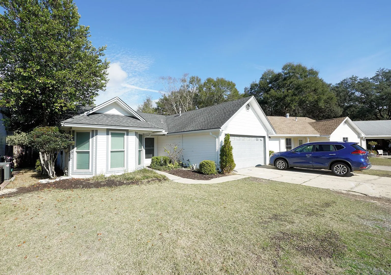 Updated Home in Bluewater with Community Pool and Close to EOD School — Photo 2