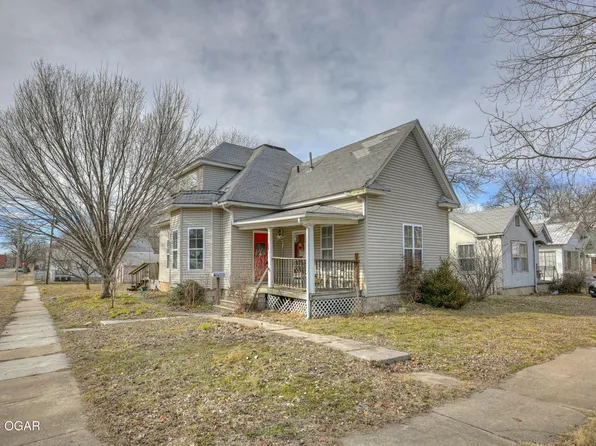 801 W 9th St, Joplin, MO 64801