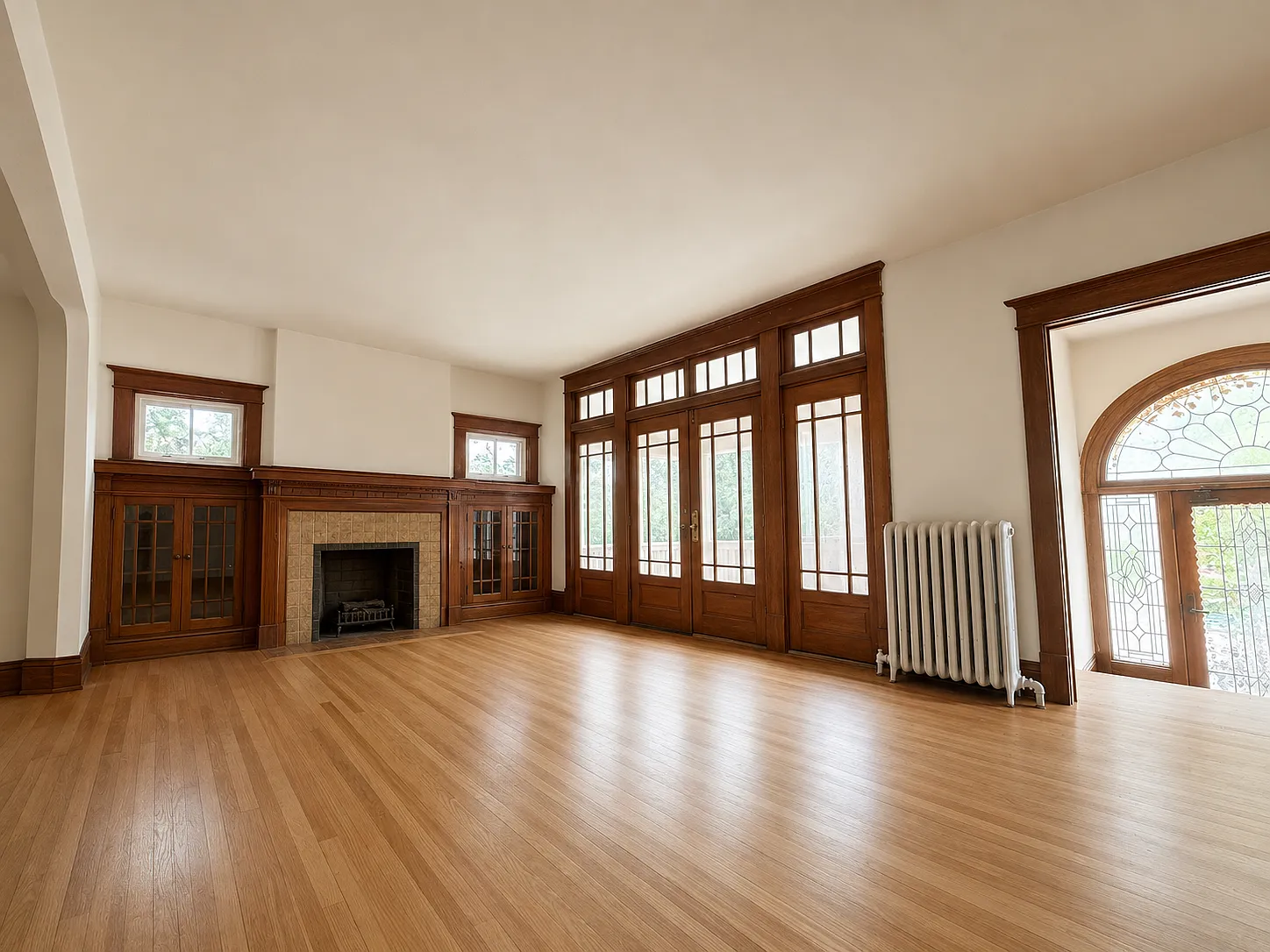 3 bed, 1200 sqft, $1,750 — Photo 2