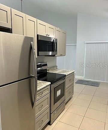 4th image of 508 Remington Oak Dr