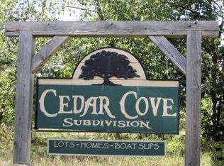 33 Tall Cedar Ln, Branson West, MO 65737