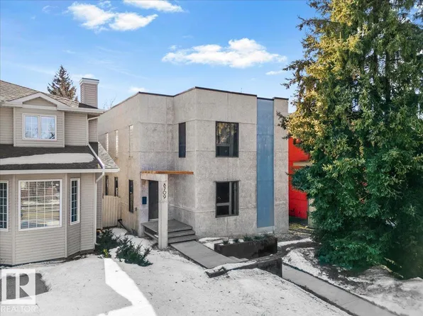 8709 92a Ave NW, Edmonton, AB T6C 4G6