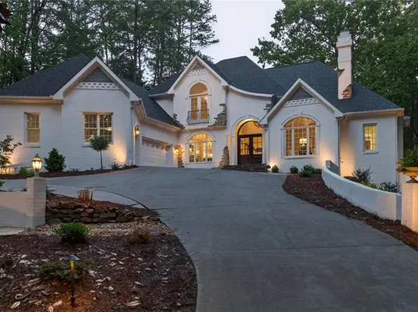 605 Oak Valley Blvd, Advance, NC 27006