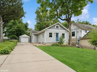 3541 Livingston Ave, Wayzata, MN 55391
