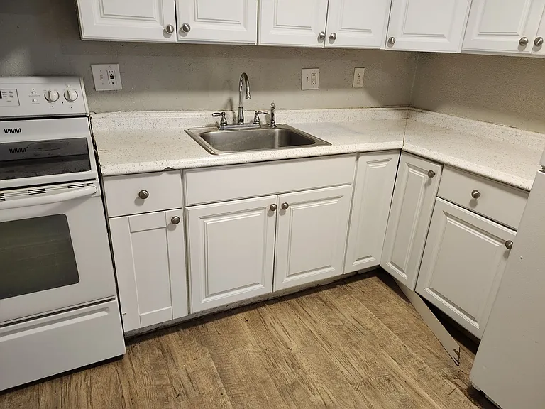 1666 Clinton St #2 — Photo 2