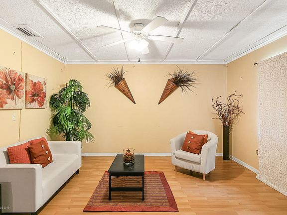 5th image of 1440 Sacramento Ave SE