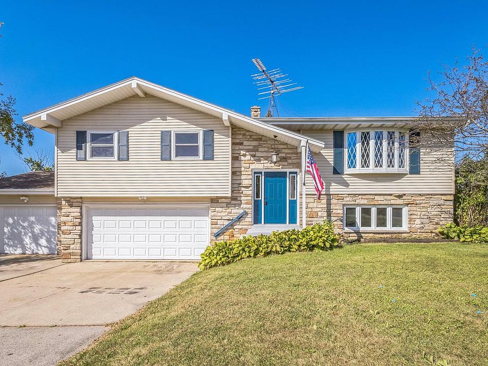 1st image of N1406 Maple DRIVE