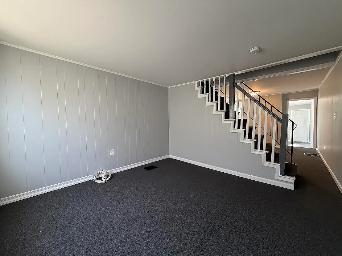 2 bed, 1010 sqft, $1,625 — Photo 2