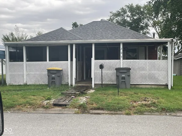 209 Schepman Ave, Seymour, IN 47274