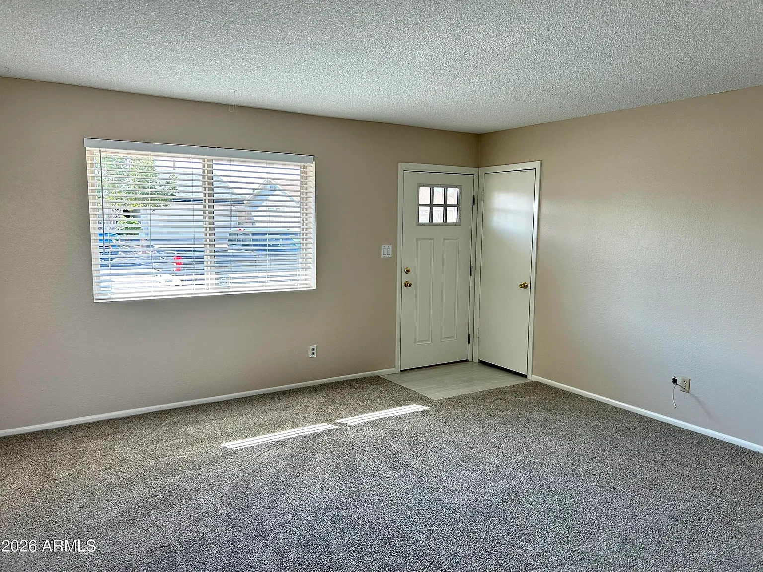 2 bed, 1.5 bath, 941 sqft, $1,500 — Photo 3