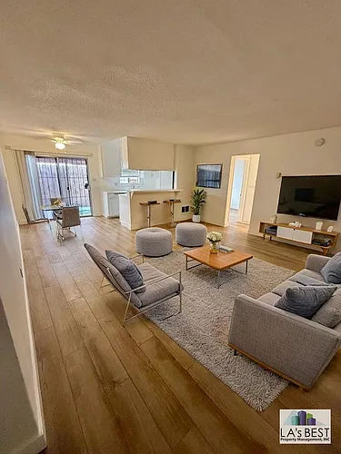 50 Rose Ave Photo 1