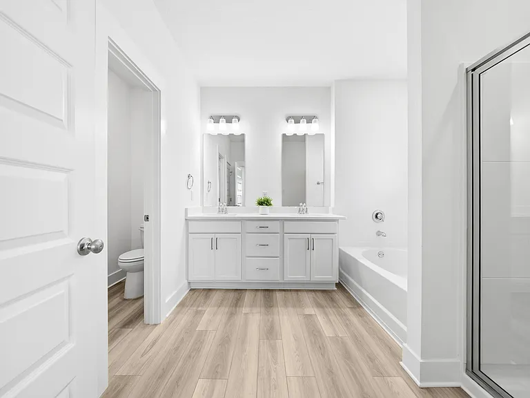 201 Lyla Ln — Photo 9