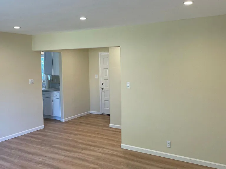 Entry & living room