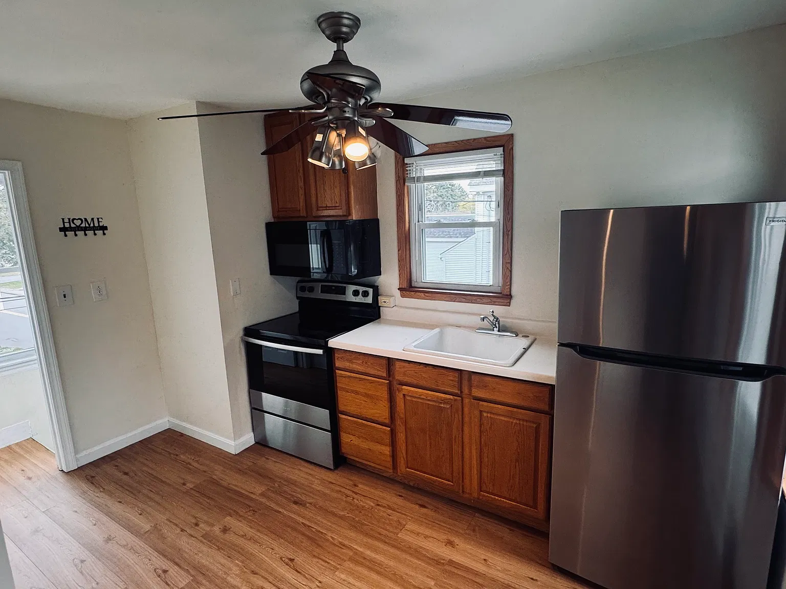 114 Lincoln Ave — Photo 4