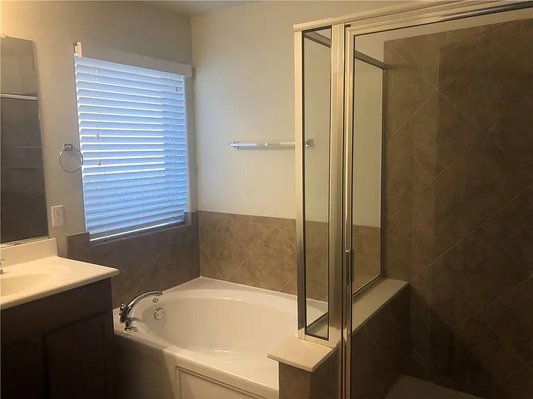 188 Brockston Dr — Photo 9