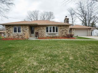 W156N9742 Pilgrim Rd, Germantown, WI 53022
