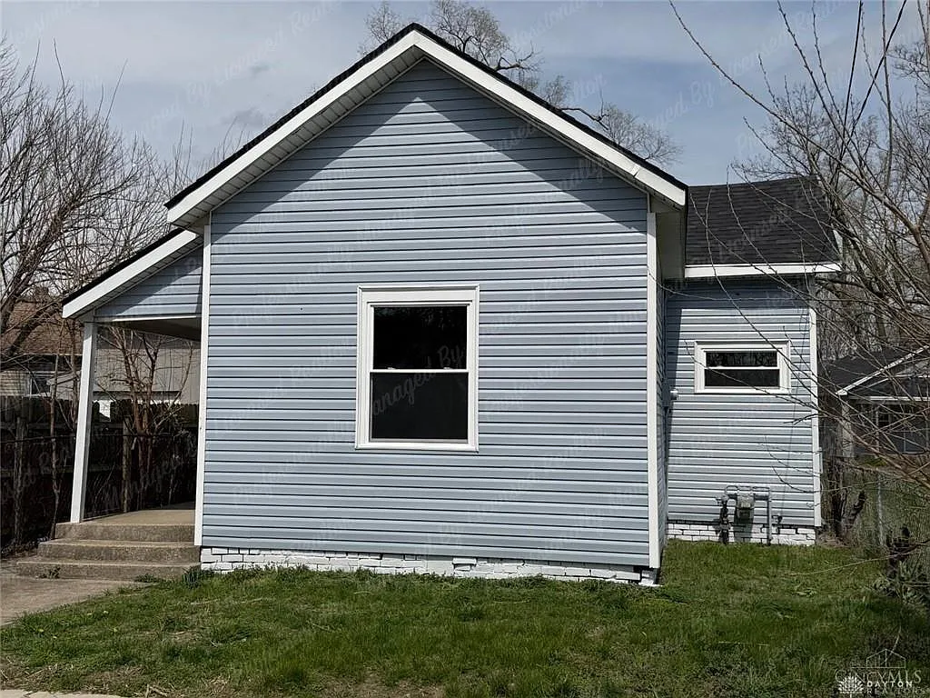 2 bed, 1.0 bath, 800 sqft, $1,200 — Photo 3
