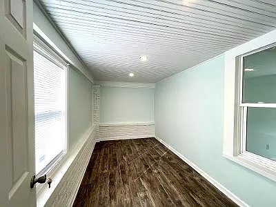3 bed, 1.5 bath, 1100 sqft, $1,375 — Photo 3