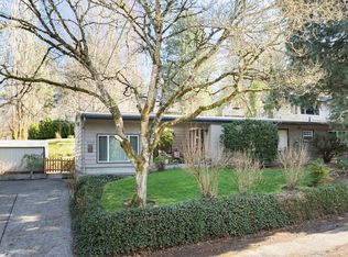 2102 Wembley Park Rd, Lake Oswego, OR 97034